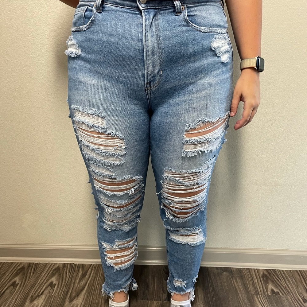 High Waisted Ripped American Eagle Skinny Jeans